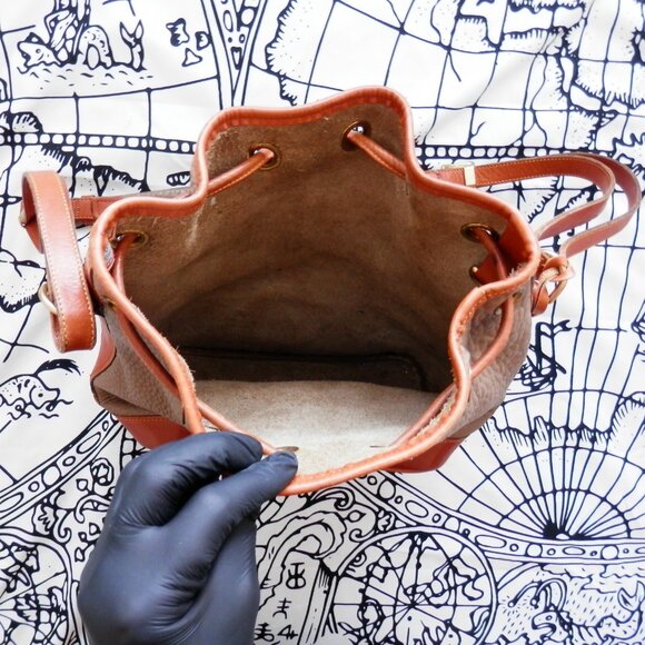 Vintage Dooney & Bourke Pebble Leather Drawstring Bucket Bag - Picture 5 of 13